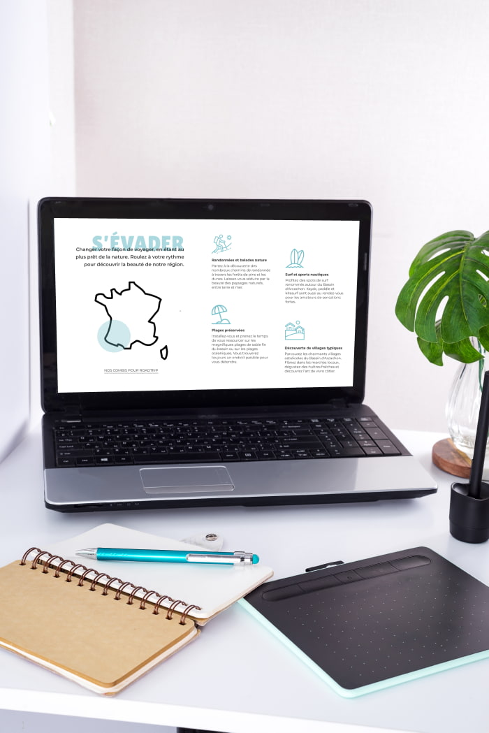 Mockup de la partie Roadtrip de la homepage du site web Les combi du bassin maquetté et développé par Chloé Doustalet